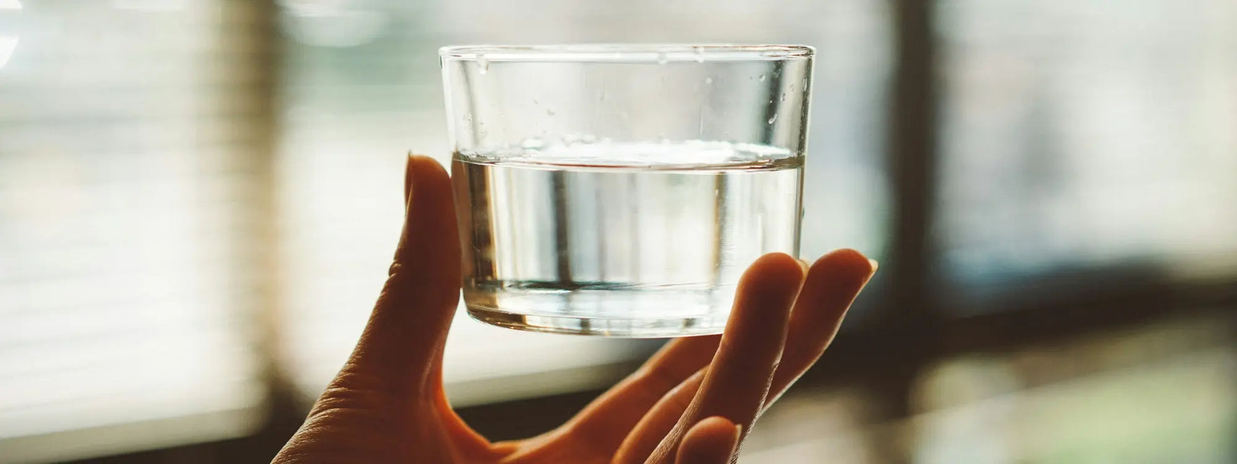 Bien s’hydrater au quotidien : bienfaits, conseils et boissons à privilégier