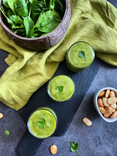 Nos idées de recettes détox, fraîches et végétales avec le bouillon Super Green